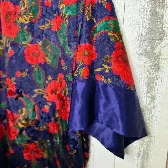 Victoria's Secret vintage gold label floral robe ( Kimono)  size M/L - Picture 6 of 8